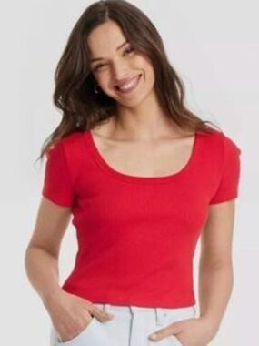 Universal Thread Red Scoop Neck Short Sleeve Ribbed Tee